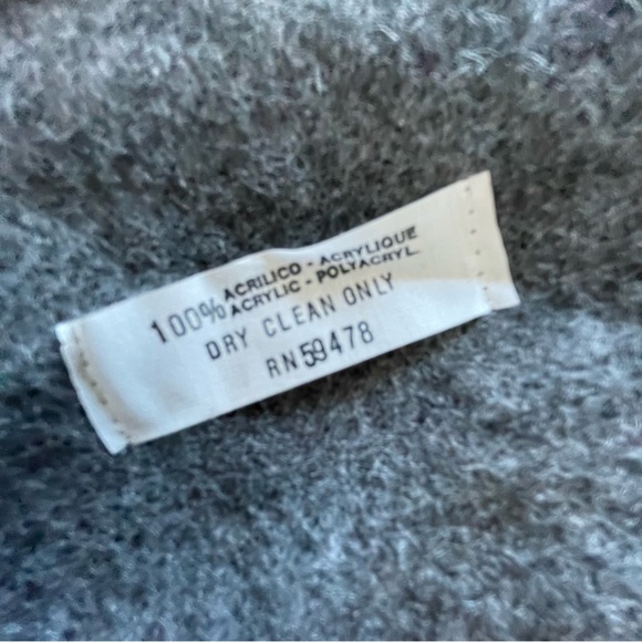 Scarf - Picture 3 of 3